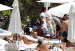 Ibiza 28 juli 2010
Wesley Sneijder en Yolanthe Cabau Sneijder op het strand bij Blue Marlin op hun huwelijksreis. Ze hebben een huis gehuurd op ibiza.
Peter Smulders bv