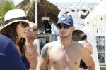 Ibiza 29 juli 2010
Yolanthe Sneijder Cabau en Wesley Sneijder vieren een gedeelte van hun huwelijksreis met vrienden op ibiza.
Peter Smulders bv