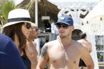 Ibiza 29 juli 2010
Yolanthe Sneijder Cabau en Wesley Sneijder vieren een gedeelte van hun huwelijksreis met vrienden op ibiza.
Peter Smulders bv