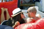 Ibiza 29 juli 2010
Yolanthe Sneijder Cabau en Wesley Sneijder vieren een gedeelte van hun huwelijksreis met vrienden op ibiza.
Peter Smulders bv