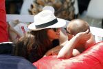 Ibiza 29 juli 2010
Yolanthe Sneijder Cabau en Wesley Sneijder vieren een gedeelte van hun huwelijksreis met vrienden op ibiza.
Peter Smulders bv