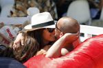 Ibiza 29 juli 2010
Yolanthe Sneijder Cabau en Wesley Sneijder vieren een gedeelte van hun huwelijksreis met vrienden op ibiza.
Peter Smulders bv