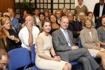 Den Haag 12 september 2011
Presentatie boek Annemarie Gualtherie van Weezel in nieuwspoort. Prins Carlos en Prinses irene zijn aanwezig als mede haat ouders. Neelie Kroes ontvangt het eerste boek in nieuwspoort.
Peter Smulders bv