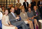 Den Haag 12 september 2011
Presentatie boek Annemarie Gualtherie van Weezel in nieuwspoort. Prins Carlos en Prinses irene zijn aanwezig als mede haat ouders. Neelie Kroes ontvangt het eerste boek in nieuwspoort.
Peter Smulders bv