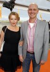 Valkenburg 31 augustus 2011
Premiere Soldaat van Oranje op vliegbasis Valkenburg. Annick Boer met een kennis
Peter Smulders bv