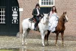 Loenen 27 augustus 2011
Trouwen van Thierry Duval en Belinda Meuldijk in kasteel ter Horst. Zoon Robert en Joshi zijn er natuurlijk bij.
Peter Smulders bv