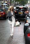 Amsterdam 17 september 2011
Candy Dulfer doet boodschappen met haar moeder.
Peter Smulders bv
