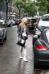 Amsterdam 17 september 2011
Candy Dulfer doet boodschappen met haar moeder.
Peter Smulders bv