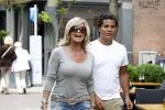 Amsterdam 17 augustus 2011
Connie Breukhoven met zoon Marvin.
Peter Smulders bv