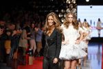 Vianen 15 september 2011
Modeshow Mix &Match van Danie Bles bij Miele.
Peter Smulders bv