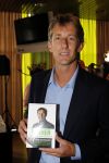 Utrecht 12 september 2011
Presentatie boek Hans v Breukelen in stadion Galgenwaard. Edwin v d Sar
Peter Smulders bv