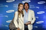 Amsterdam 23 augustus 2011
Presentatie nieuwe Samsung Tab bij little Buddha. Hein Vergeer met dochter
Peter Smulders bv