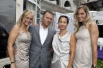 Noordwijk 26 augustus 2011
Opening en VIP avond miljonair summerfair in huis ter Duin. Hens Bagijn met vrouw en hostessen
Peter Smulders bv