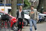 Amsterdam 26 augustus 2011
Johnny de Mol met zijn manager Carlijn de Vries op straat.
Peter Smulders bv
