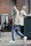 Amsterdam 26 augustus 2011
Johnny de Mol met zijn manager Carlijn de Vries op straat.
Peter Smulders bv