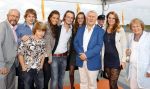 Valkenburg 31 augustus 2011
Premiere Soldaat van Oranje op vliegbasis Valkenburg. Koos Postema met vrouw kinderen en kleinkinderen
Peter Smulders bv