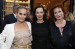 Amsterdam 5 september 2011
Premiere double trouble in tuschinski. Peggy Vrijens Marian Mudder Miryanne v Reeden
Peter Smulders bv