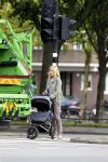 Amsterdam 25 augustus 2011
Median Schuurman achter kinderwagen.
Peter Smulders bv