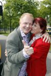 Amsterdam 2 september 2011
Presentatie tv station Peter Jan Rens. Hij gaat oa uitzenden vanuit een amerikaanse schoolbus. Peter Jan Rens met zijn vrouw
Peter Smulders bv