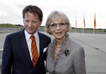 Valkenburg 31 augustus 2011
Premiere Soldaat van Oranje op vliegbasis Valkenburg. Prins Pieter Christiaan met mevrouw Hazelfhoff Roelfzema
Peter Smulders bv