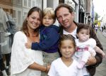 Amsterdam 4 september 2011
Grazia PC Catwalk op de pc hooftstraat. Robert leroy met vrouw Sacha en kinderen
Peter Smulders bv