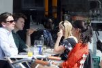 Amsterdam 30 augustus 2012
Beau v Erven Dorens en Bridget Maasland samen op terras.
Peter Smulders bv