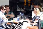Amsterdam 30 augustus 2012
Beau v Erven Dorens en Bridget Maasland samen op terras.
Peter Smulders bv