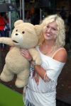 Amsterdam 11 september 2012
Premiere TED in pathe arena. Britt Dekker
Peter Smulders bv
