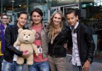 Amsterdam 11 september 2012
Premiere TED in pathe arena. danny Froger met vriendin Michelle v d Eijnden en Maxim en Didier Froger
Peter Smulders bv