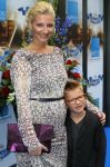 Amsterdam23 september 2012
Premiere de Jantjes in het nieuwe de la mar. Denise v Rijswijk met zoon Jayden
Peter Smulders bv