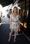 Amsterdam 28 augustus 2012
5 jaar grazia Magazine wordt gevierd met feestje in Armani winkel op de pc hooftstraat. Sylvie v d Vaart ontvangt het eerste exemplaar uit handen van Hilmar Mulder. fabienne de Vries
Peter Smulders bv