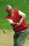 Eindhoven, 25 Augustus 1995 Jan Louwers tijdens een partijtje Golf