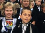 Volendam, 28 Mei 1997
Jantje Smit (Jan Smit) als zangertje bij het Volendammer Jongenskoor (waarin hij 4 jaar zong) onder leiding van Evert Beumer.
Foto Peter Smulders BV