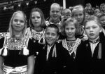 Volendam, 28 Mei 1997
Jantje Smit (Jan Smit) als zangertje bij het Volendammer Jongenskoor (waarin hij 4 jaar zong) onder leiding van Evert Beumer.
Foto Peter Smulders BV