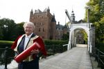 Breukelen 10 september 2012
Joop van de Ende krijgt ere doctoraat op universiteit Neyerode. Aanwezig zijn zijn vrouw Janine en kinderen Iris en Vincent
Peter Smulders bv