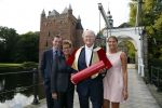 Breukelen 10 september 2012
Joop van de Ende krijgt ere doctoraat op universiteit Neyerode. Aanwezig zijn zijn vrouw Janine en kinderen Iris en Vincent
Peter Smulders bv