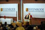 Breukelen 10 september 2012
Joop van de Ende krijgt ere doctoraat op universiteit Neyerode. Aanwezig zijn zijn vrouw Janine en kinderen Iris en Vincent
Peter Smulders bv