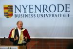 Breukelen 10 september 2012
Joop van de Ende krijgt ere doctoraat op universiteit Neyerode. Aanwezig zijn zijn vrouw Janine en kinderen Iris en Vincent
Peter Smulders bv