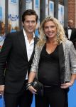 Amsterdam23 september 2012
Premiere de Jantjes in het nieuwe de la mar. Kai Lerby met zijn hoogzwangere vrouw
Peter Smulders bv