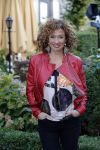 Amsterdam 13 september 2012
Dinand Woesthoff overhandigt het eerste exemplaar van boek woezel en Pip aan Katja Schuurman bij Rest Lion Noir.
Peter Smulders bv