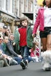Amsterdam 2 september 2012
Grazi PC Catwalk op de pc hooftstraat. Zoon Lange Frans Willem en dochter Sylvana Simons Levi
Peter Smulders bv