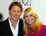 Amsterdam 3 september 2012
Premiere de verbouwing in het nieuwe de la mar theater. Linda de Mol en Jeroen Rietbergen
Peter Smulders bv