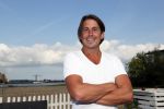 Amsterdam 3 september 2012
Presentatie deelnmemers expeditie Robinson bij strand west . Lodewijk Hoekstra
Peter Smulders bv