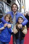Amsterdam 7 december 2011
Premiere van het gordijnpaleis in Tuschinski. Marco Borsato met Senna en Jada
Peter Smulders bv