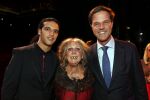 Amsterdam 23 september 2012
Premiere de Jantjes in het nieuwe de la mar met oa Willeke Alberti. Mark Rutte Ali B en Willeke
Peter Smulders bv