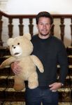 Amsterdam 11 september 2012
Mark Wahlberg voor film Ted in het amstel hotel.
Peter Smulders bv