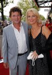 Amsterdam 29 augustus 2012
Premiere Yab Yum in carre. Mary-Lou v Steenis met man in fiat 500 cabrio
Peter Smulders bv