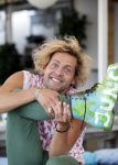 Amsterdam 3 september 2012
Presentatie deelnmemers expeditie Robinson bij strand west . Paul Turner
Peter Smulders bv