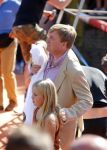 Amsterdam 9 september 2012
Maxima doet mee met de Amsterdam City swim door de grachten van Amsterdam. Prins Willem Alexander en hun dochters prinses Amalia Alexia en Ariane wachten haar an de finisch op de keizersgracht op.
Peter Smulders bv
