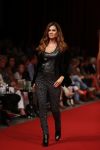 Amsterdam 10 september 2012
Modeshow Jos v Raak met oa Froukje de Both Quinty Trustfull Kim Feenstra Gigi Ravelli en Lieke v Lexmond die mee lopen in de show.
Peter Smulders bv